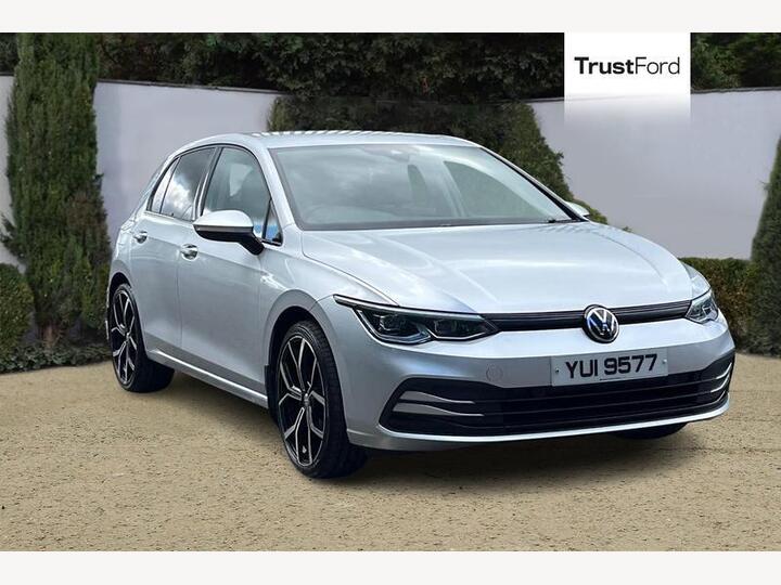 Volkswagen GOLF 2.0 TDI Style Euro 6 (s/s) 5dr Volkswagen GOLF 2.0 TDI Style Euro 6 (s/s) 5dr