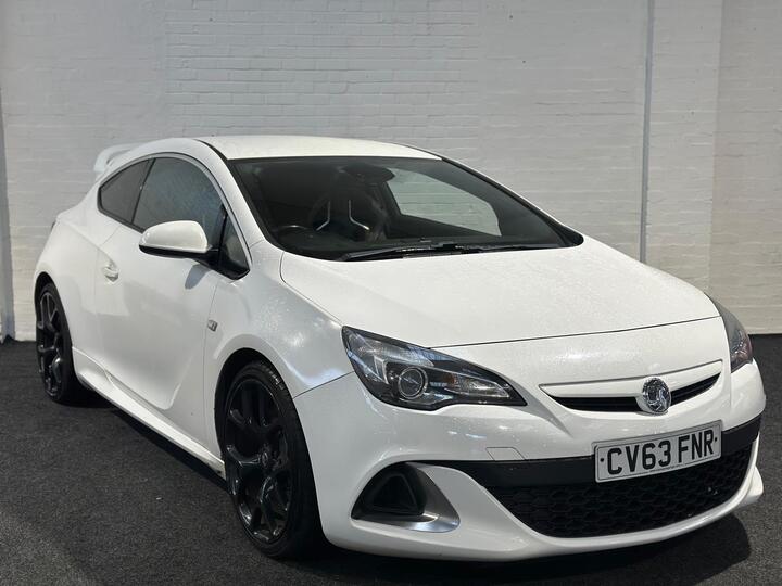 Vauxhall Astra GTC 2.0T VXR Euro 5 (s/s) 3dr