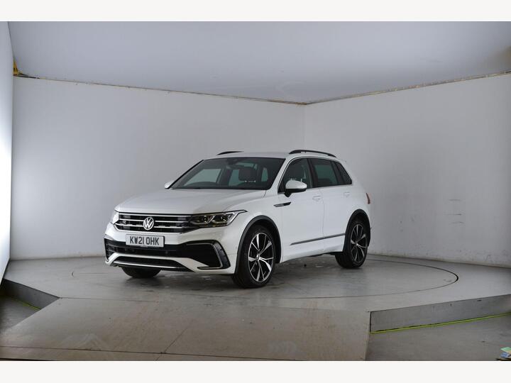 Volkswagen Tiguan 2.0 TDI R-Line DSG 4Motion Euro 6 (s/s) 5dr