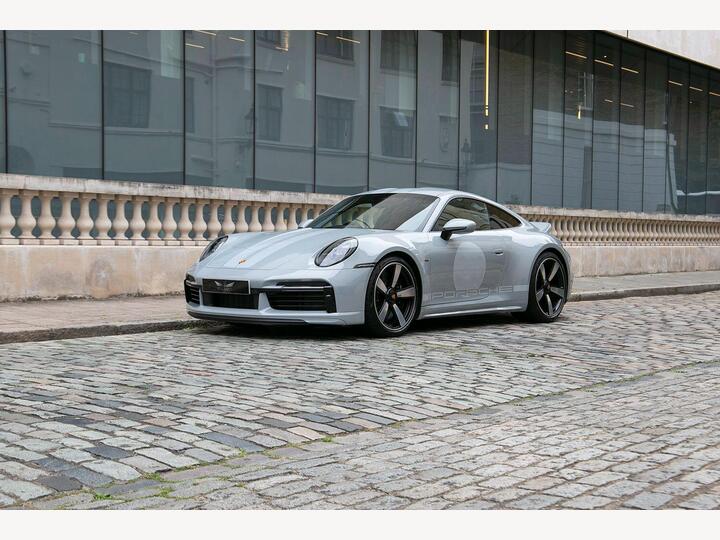Porsche 911 3.7T 992 Sport Classic Euro 6 (s/s) 2dr