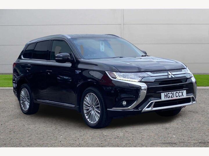 Mitsubishi Outlander 2.4h TwinMotor 13.8kWh Dynamic CVT 4WD Euro 6 (s/s) 5dr