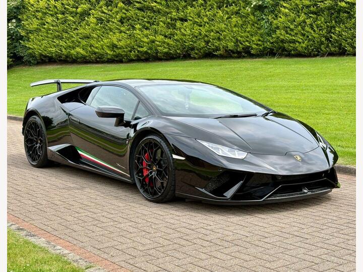 Lamborghini HURACAN 5.2 V10 LP 640-4 Performante LDF 4WD Euro 6 (s/s) 2dr Lamborghini HURACAN 5.2 V10 LP 640-4 Performante LDF 4WD Euro 6 (s/s) 2dr