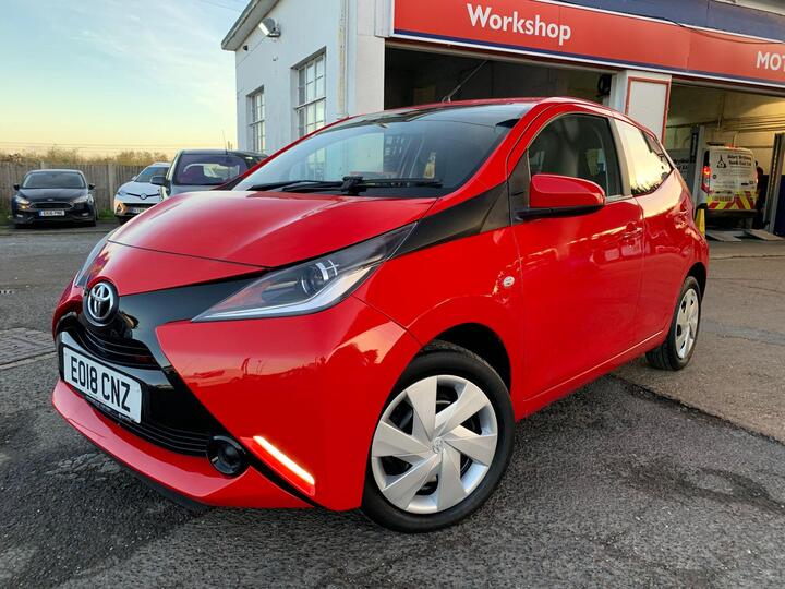 Toyota AYGO 1.0 VVT-i X-play Euro 6 5dr