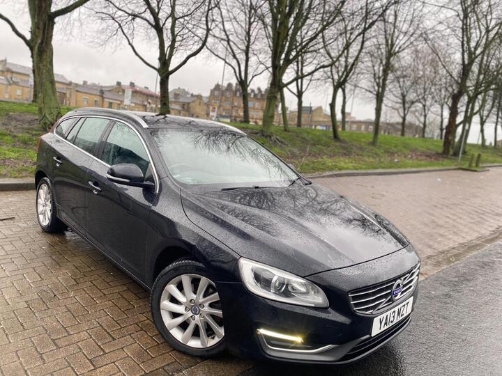 Volvo V60 2.0 D3 SE Lux Euro 5 (s/s) 5dr