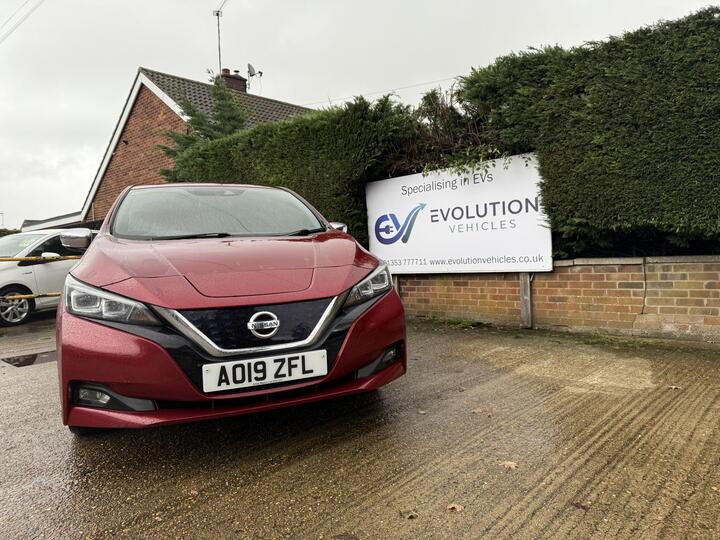 Nissan Leaf 40kWh Tekna Auto 5dr