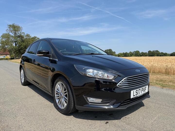 Ford Focus 1.0T EcoBoost Zetec Edition Euro 6 (s/s) 5dr