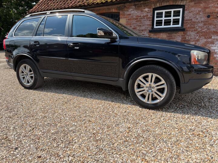 Volvo XC90 2.4 D5 SE Geartronic AWD 5dr