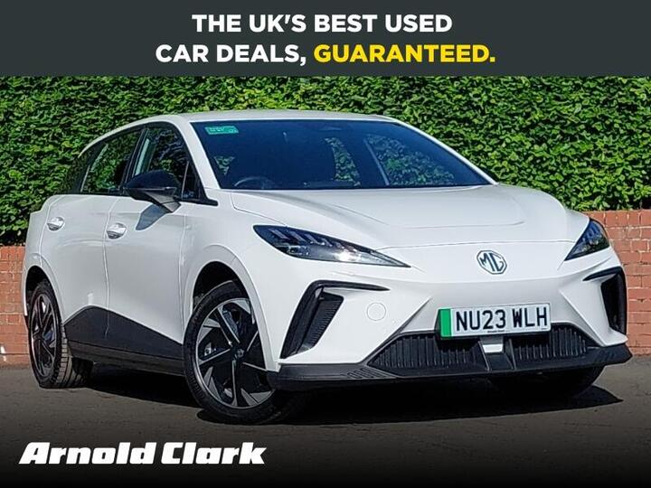 MG MG4 64kWh SE Long Range Auto 5dr