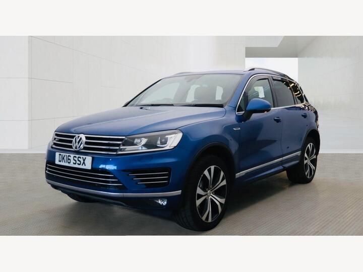 Volkswagen TOUAREG 3.0 TDI V6 BlueMotion Tech R-Line Tiptronic 4WD Euro 6 (s/s) 5dr Volkswagen TOUAREG 3.0 TDI V6 BlueMotion Tech R-Line Tiptronic 4WD Euro 6 (s/s) 5dr