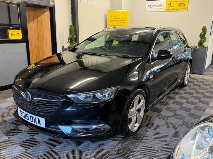 Vauxhall Insignia 2.0 Turbo D BlueInjection SRi VX Line Nav Sports Tourer Euro 6 (s/s) 5dr Vauxhall Insignia 2.0 Turbo D BlueInjection SRi VX Line Nav Sports Tourer Euro 6 (s/s) 5dr