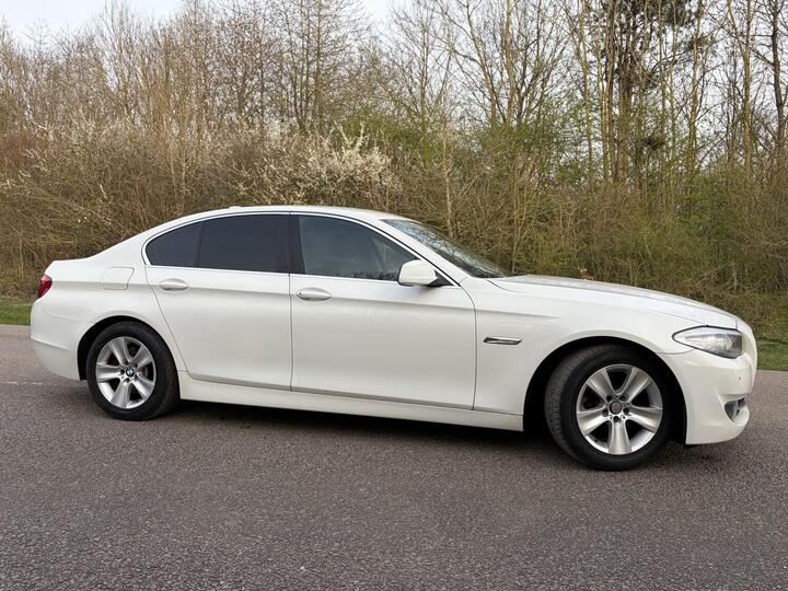 BMW 5 SERIES 2.0 520d SE Steptronic Euro 5 4dr