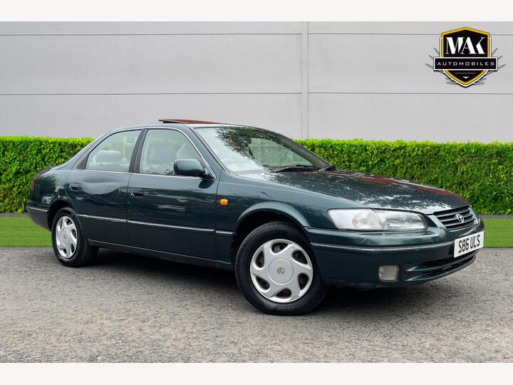 Toyota Camry 2.2i Sport 4dr