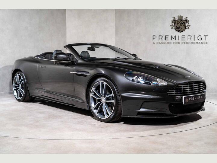 Aston Martin DBS V12 VOLANTE. FULL ASH. CARBON EXT. CERAMIC BRAKES. BANG & OLUFSEN.