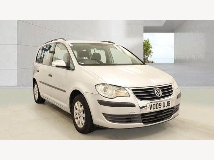 Volkswagen Touran 1.6 S 5dr (7 Seats)