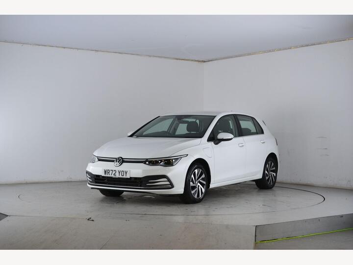 Volkswagen Golf 1.4 TSI 13kWh Style DSG Euro 6 (s/s) 5dr Volkswagen Golf 1.4 TSI 13kWh Style DSG Euro 6 (s/s) 5dr