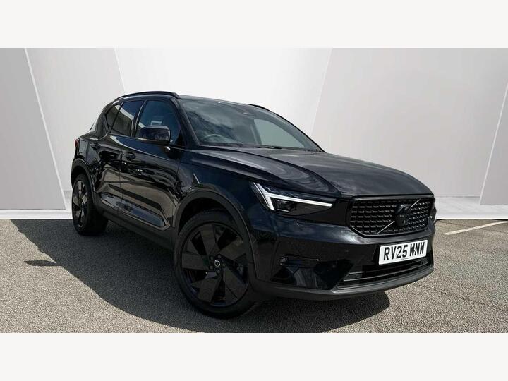 Volvo XC40 2.0 B3 MHEV Ultra Black Edition DCT Auto Euro 6 (s/s) 5dr