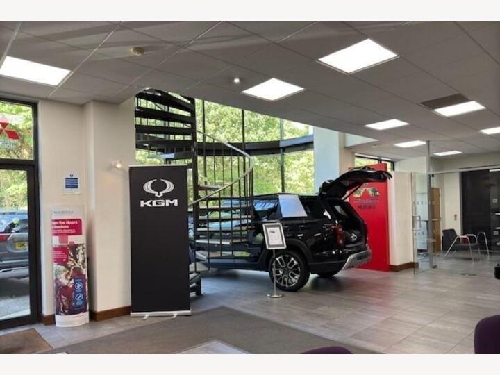 Mitsubishi Outlander PHEV 2.4h TwinMotor 13.8kWh 4h CVT 4WD Euro 6 (s/s) 5dr