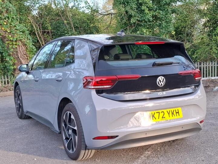 Volkswagen ID.3 Pro Performance 58kWh Life Auto 5dr