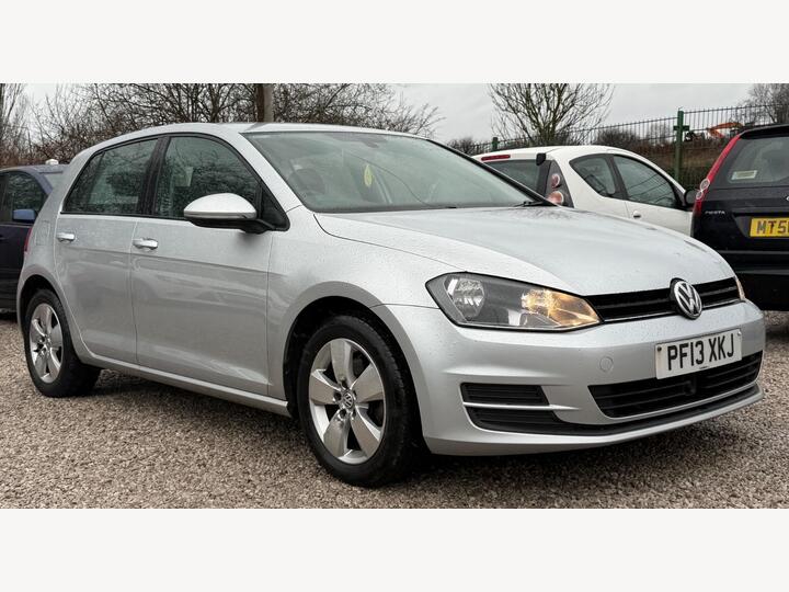 Volkswagen Golf 1.6 TDI BlueMotion Tech SE Euro 5 (s/s) 5dr