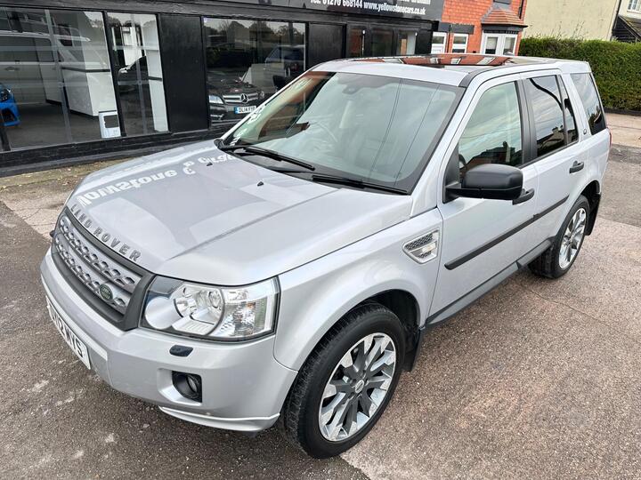 Land Rover Freelander 2 2.2 TD4 HSE 4WD Euro 5 (s/s) 5dr Land Rover Freelander 2 2.2 TD4 HSE 4WD Euro 5 (s/s) 5dr