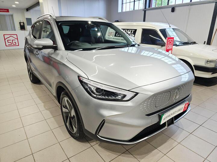MG MG ZS 72.6kWh Trophy Connect Long Range Auto 5dr
