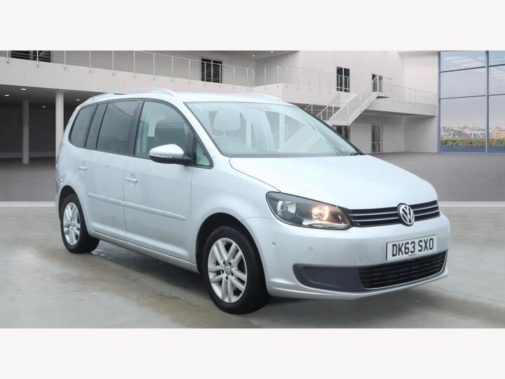 Volkswagen Touran 1.6 TDI BlueMotion Tech SE DSG Euro 5 (s/s) 5dr