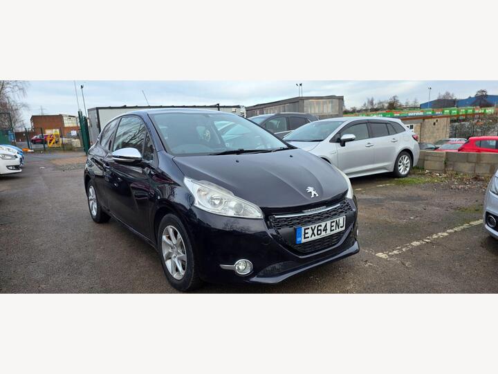 Peugeot 208 1.2 VTi Style Euro 5 3dr Peugeot 208 1.2 VTi Style Euro 5 3dr