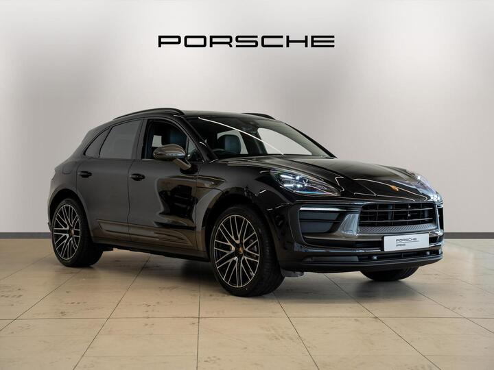 Porsche Macan 2.0T T PDK 4WD Euro 6 (s/s) 5dr Porsche Macan 2.0T T PDK 4WD Euro 6 (s/s) 5dr