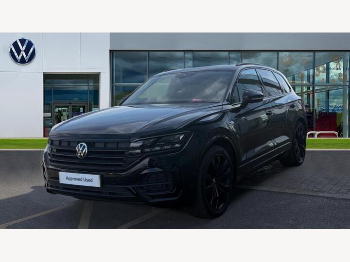 Volkswagen Touareg 3.0 TDI V6 Black Edition Tiptronic 4Motion Euro 6 (s/s) 5dr