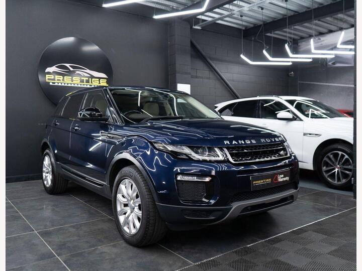 Land Rover RANGE ROVER EVOQUE 2.0 TD4 SE Tech Auto 4WD Euro 6 (s/s) 5dr Land Rover RANGE ROVER EVOQUE 2.0 TD4 SE Tech Auto 4WD Euro 6 (s/s) 5dr