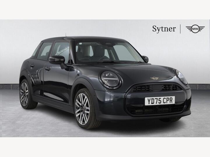MINI Cooper 1.5C Classic Steptronic Euro 6 (s/s) 5dr