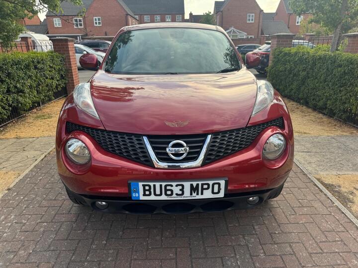 Nissan Juke 1.6 Acenta Premium Euro 5 (s/s) 5dr