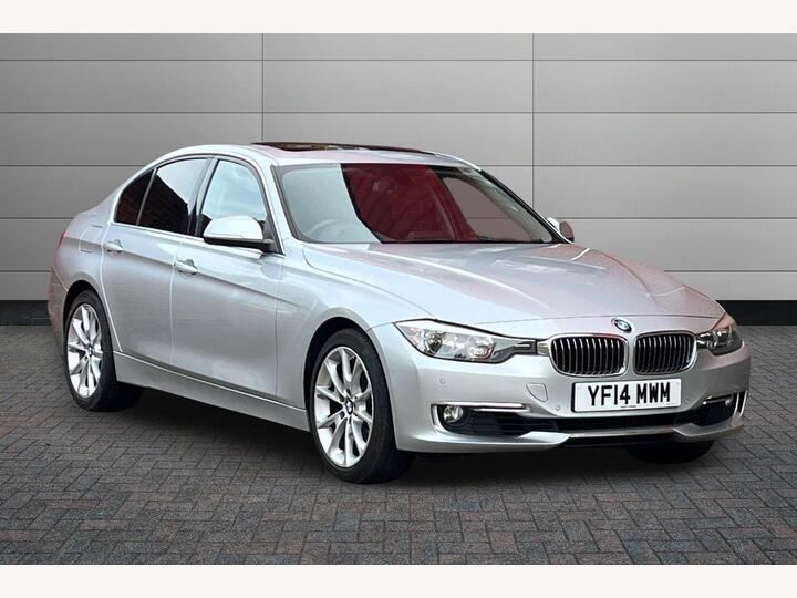 BMW 3 Series 3.0 330d Luxury Auto Euro 5 (s/s) 4dr