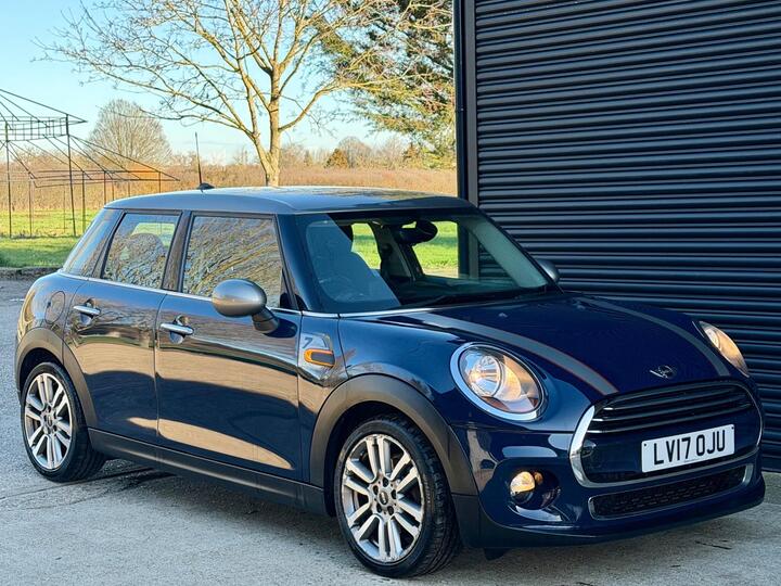 MINI Hatch 1.5 Cooper Seven Auto Euro 6 (s/s) 5dr