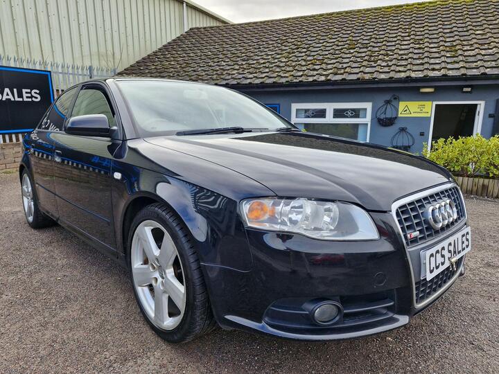 Audi A4 2.0 S Line 4dr