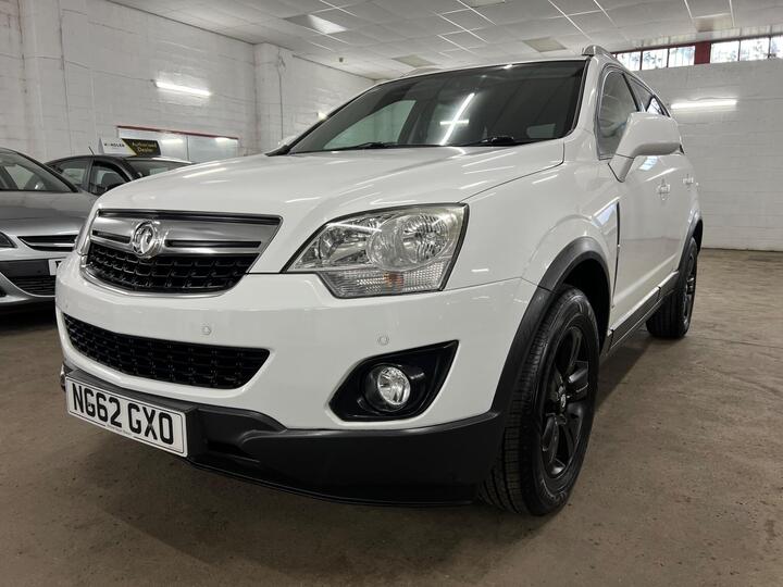 Vauxhall Antara 2.2 CDTi Exclusiv 2WD Euro 5 (s/s) 5dr Vauxhall Antara 2.2 CDTi Exclusiv 2WD Euro 5 (s/s) 5dr
