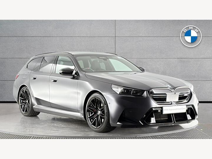 BMW M5 4.4 22.1kWh Touring Steptronic XDrive Euro 6 (s/s) 5dr