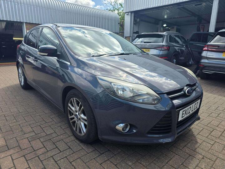 Ford Focus 1.0T EcoBoost Titanium Euro 5 (s/s) 5dr