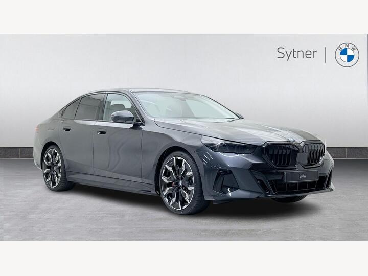 BMW 5 Series Saloon 2.0 530e 22.1kWh M Sport Pro Steptronic Euro 6 (s/s) 4dr
