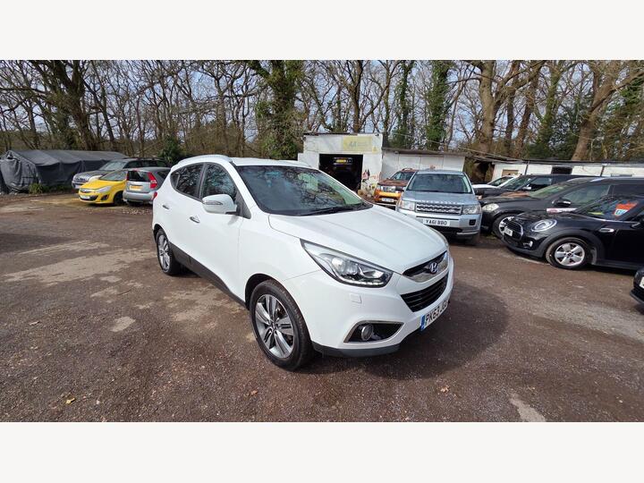 Hyundai Ix35 1.7 CRDi Premium Euro 5 (s/s) 5dr Hyundai Ix35 1.7 CRDi Premium Euro 5 (s/s) 5dr