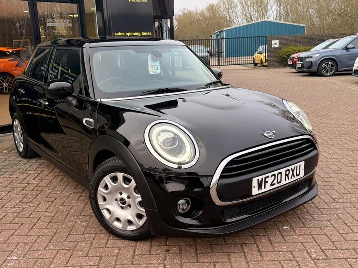 MINI HATCHBACK 1.5 One Classic Steptronic Euro 6 (s/s) 5dr