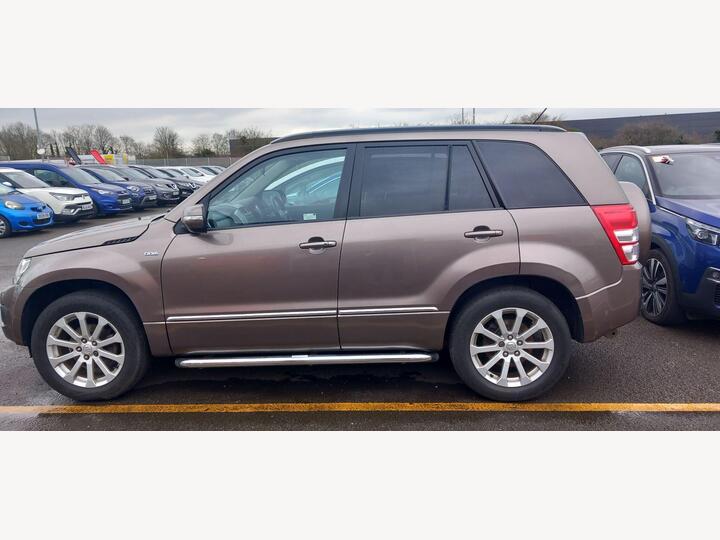 Suzuki Grand Vitara 1.9 DDiS SZ5 4WD Euro 5 5dr
