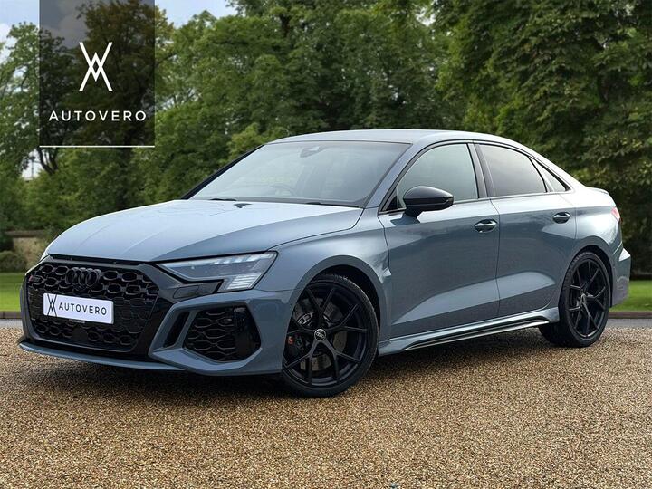 Audi RS3 2.5 TFSI Carbon Black S Tronic Quattro Euro 6 (s/s) 4dr