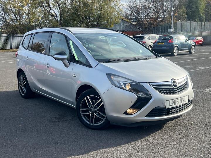 Vauxhall Zafira Tourer 2.0 CDTi Exclusiv Euro 5 5dr Vauxhall Zafira Tourer 2.0 CDTi Exclusiv Euro 5 5dr