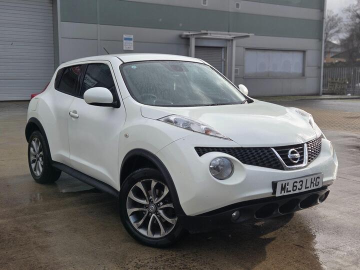 Nissan Juke 1.6 Acenta CVT Euro 5 5dr