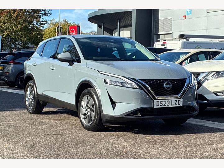 Nissan Qashqai 1.3 DIG-T MHEV Acenta Premium XTRON Euro 6 (s/s) 5dr