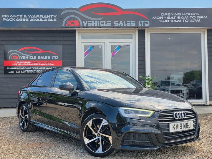 Audi A3 1.5 TFSI CoD 35 Black Edition S Tronic Euro 6 (s/s) 4dr