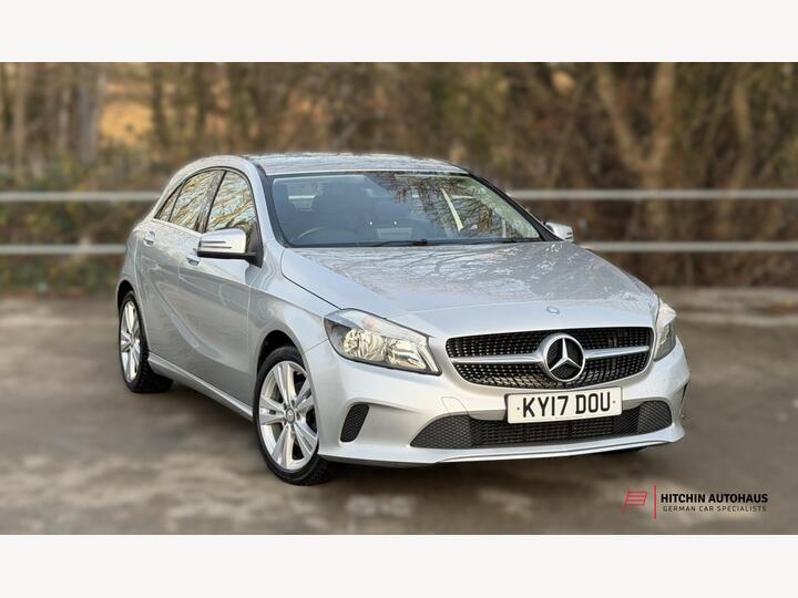 Mercedes-Benz A Class 2.1 A200d Sport Euro 6 (s/s) 5dr Mercedes-Benz A Class 2.1 A200d Sport Euro 6 (s/s) 5dr