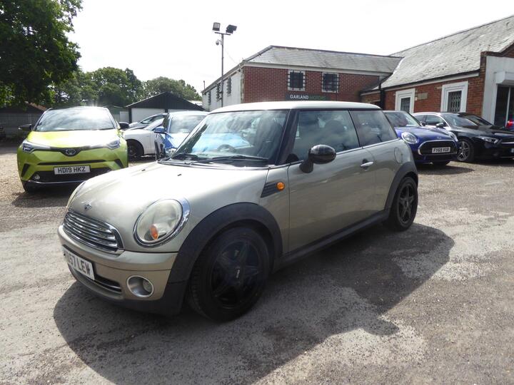 MINI Hatch 1.6 Cooper Steptronic Euro 4 3dr
