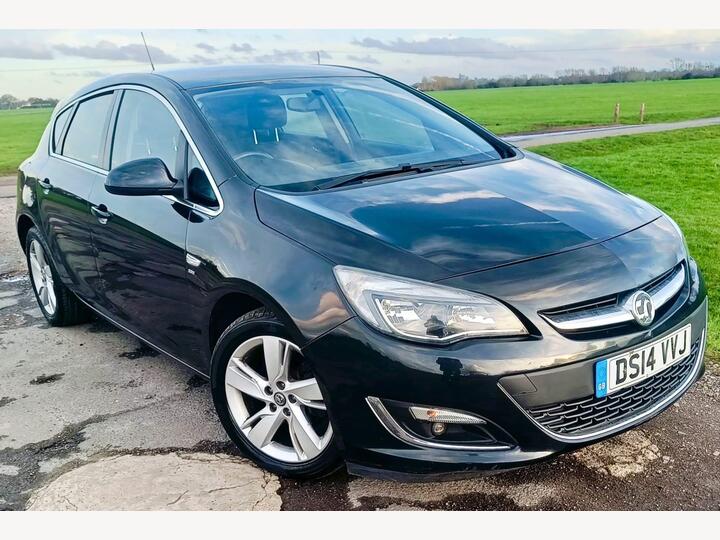 Vauxhall Astra 1.4T 16v SRi Euro 5 5dr Vauxhall Astra 1.4T 16v SRi Euro 5 5dr